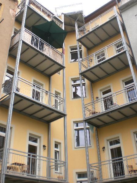 Schoene-3R-Fewo-Dresden-Neustadt-L12 Buitenkant foto